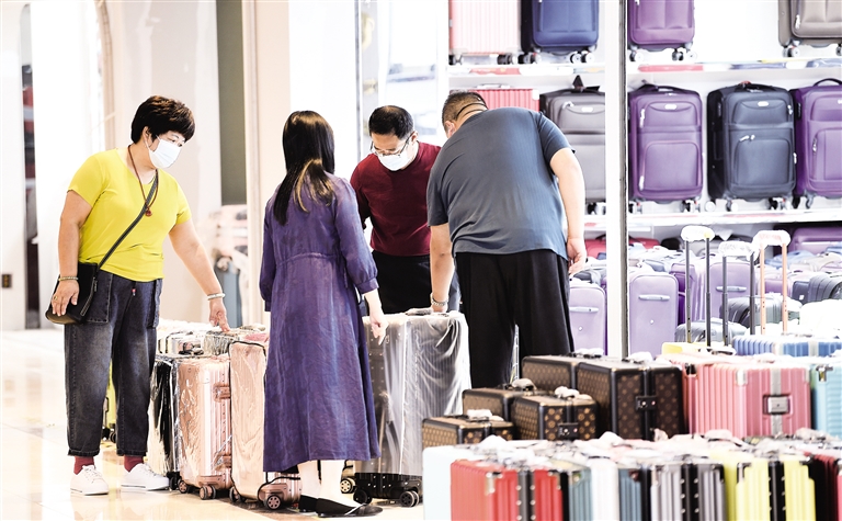 白溝新城 凝聚“新”力量，打造服裝服飾零售高質(zhì)量發(fā)展新場(chǎng)景